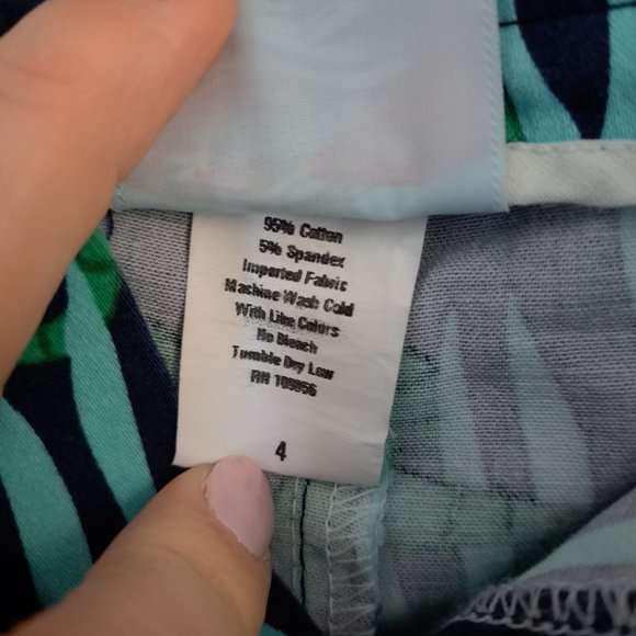 Womens Shorts size 4 - Picture 5 of 8